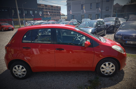 TOYOTA Yaris 1,0VVT-i  Comfort  ČR