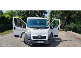Odtahové vozidlo PEUGEOT Boxer 2,2D